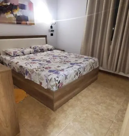 Appartamento Helios Qerret House